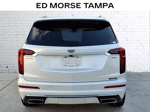 Used 2022 Cadillac XT6 Premium Luxury image 4