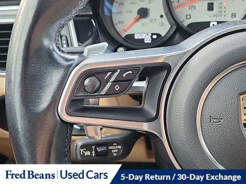 Used 2018 Porsche Macan Turbo image 23