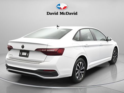 Used 2024 Volkswagen Jetta S image 21