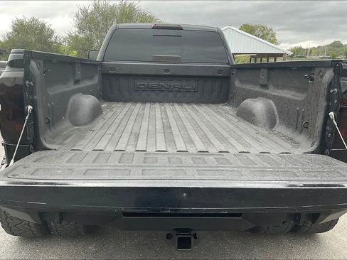 Used 2016 GMC Sierra 3500 Denali w/ Duramax Plus Package image 7