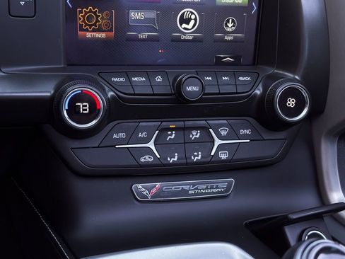 Used 2019 Chevrolet Corvette Stingray Coupe w/ 1LT image 15