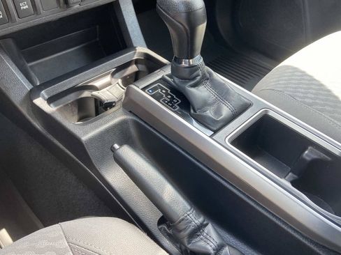 Used 2023 Toyota Tacoma SR5 w/ Technology Package AWD/4WD image 40