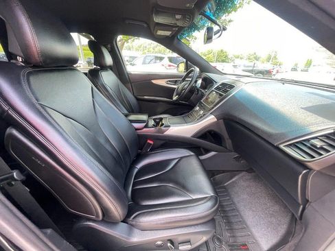 Used 2016 Lincoln MKX Premiere FWD image 10