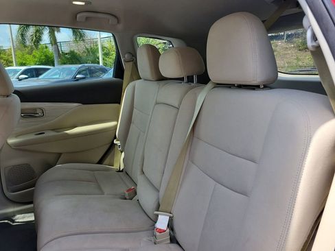 Used 2017 Nissan Murano SV FWD image 10