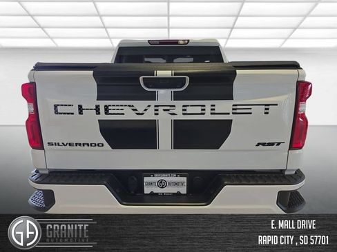 Used 2024 Chevrolet Silverado 1500 RST w/ Rally Edition AWD/4WD image 5
