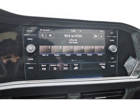 Used 2019 Volkswagen Jetta SEL w/ Cold Weather Package image 23