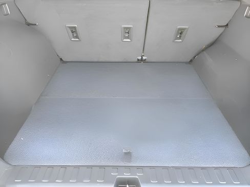 Used 2022 Chevrolet Equinox LT FWD image 26