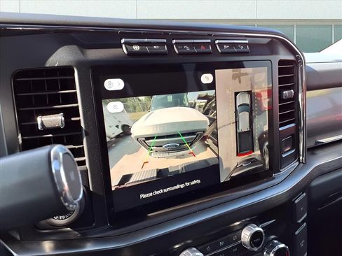 Used 2024 Ford F350 Lariat w/ Lariat Ultimate Package image 7