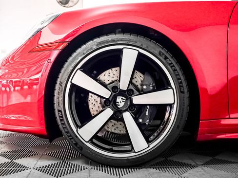 New 2026 Porsche 911 Carrera image 13