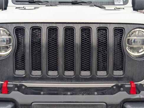 Used 2021 Jeep Wrangler Unlimited Rubicon w/ Uconnect 4C Nav & Sound Group image 10