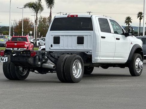 New 2026 RAM 5500 Tradesman w/ Chrome Appearance Group AWD/4WD image 3