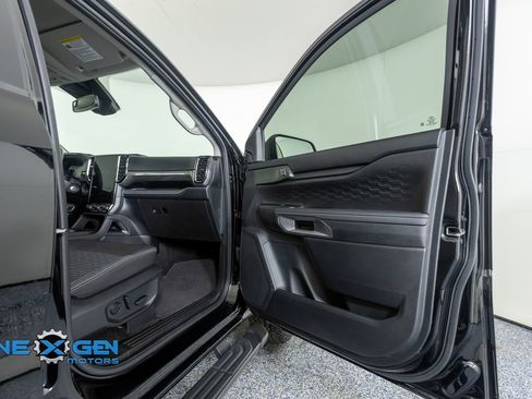Used 2024 Ford Ranger XLT w/ FX4 Off-Road Package image 37
