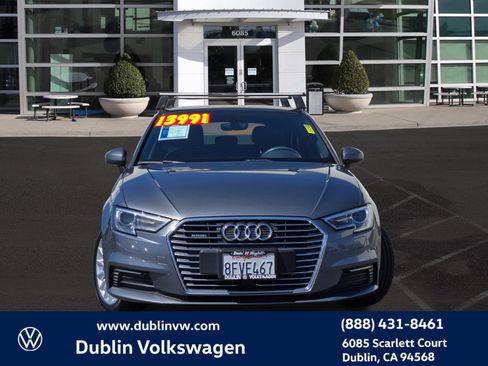 Used 2018 Audi A3 e-tron Premium FWD image 2