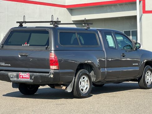 Used 2012 Toyota Tacoma 2WD Access Cab image 2