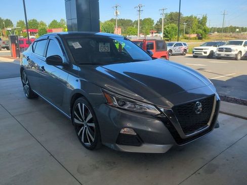 Used 2021 Nissan Altima 2.5 SR w/ SR Premium Package FWD image 6