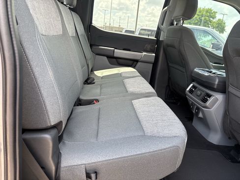 Used 2023 Ford F150 Lightning XLT AWD/4WD image 19