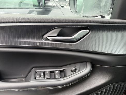 New 2025 Jeep Grand Cherokee Laredo X image 14