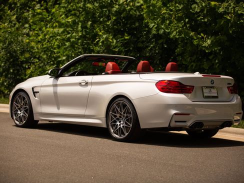 Used 2017 BMW M4 Convertible w/ Competition Package RWD image 1