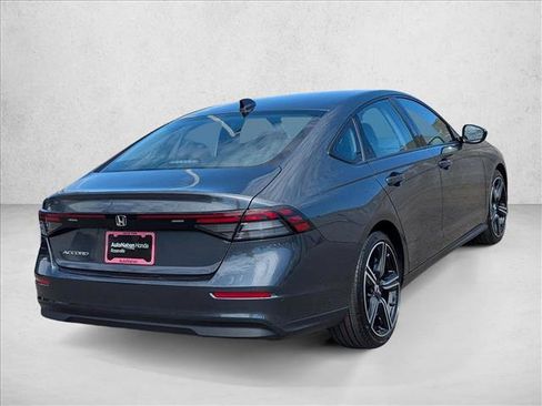 New 2026 Honda Accord SE image 2