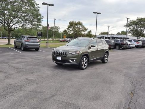 Used 2020 Jeep Cherokee Limited AWD/4WD image 3