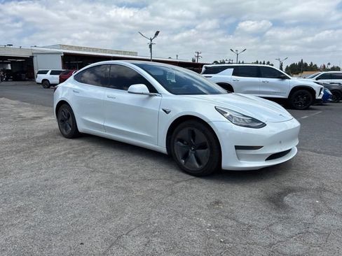Used 2020 Tesla Model 3 RWD image 2