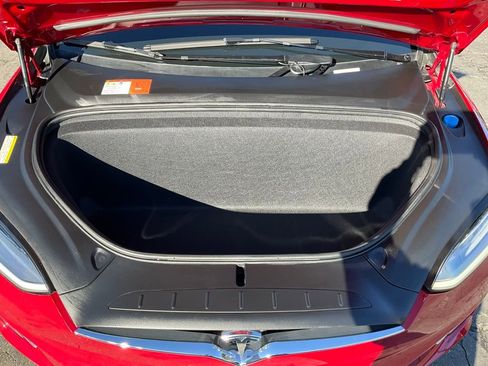 Used 2017 Tesla Model X 75D image 13