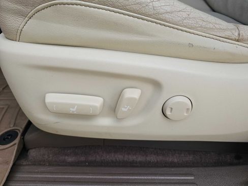 Used 2016 Lexus GX 460 w/ Premium Package image 12