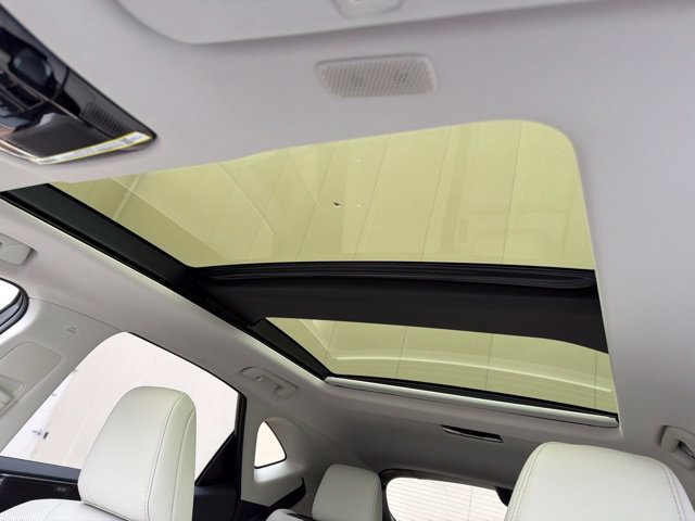 Used 2025 Lexus NX 350h AWD w/ Accessory Package (2T) image 31