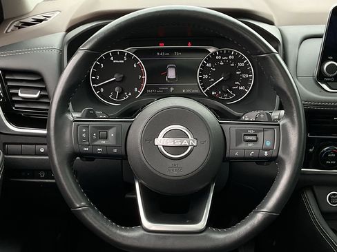 Used 2023 Nissan Rogue SL image 23