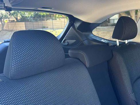 Used 2015 Subaru Outback 2.5i Premium image 16