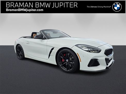 Certified 2022 BMW Z4 M40i w/ Premium Package image 1