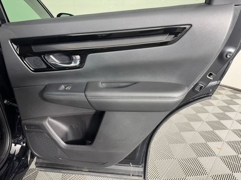 Used 2025 Honda CR-V EX-L image 37