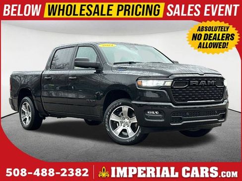 Used 2025 RAM 1500 Tradesman AWD/4WD image 1