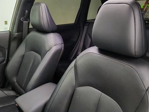 Used 2025 Subaru Forester Limited AWD/4WD image 30