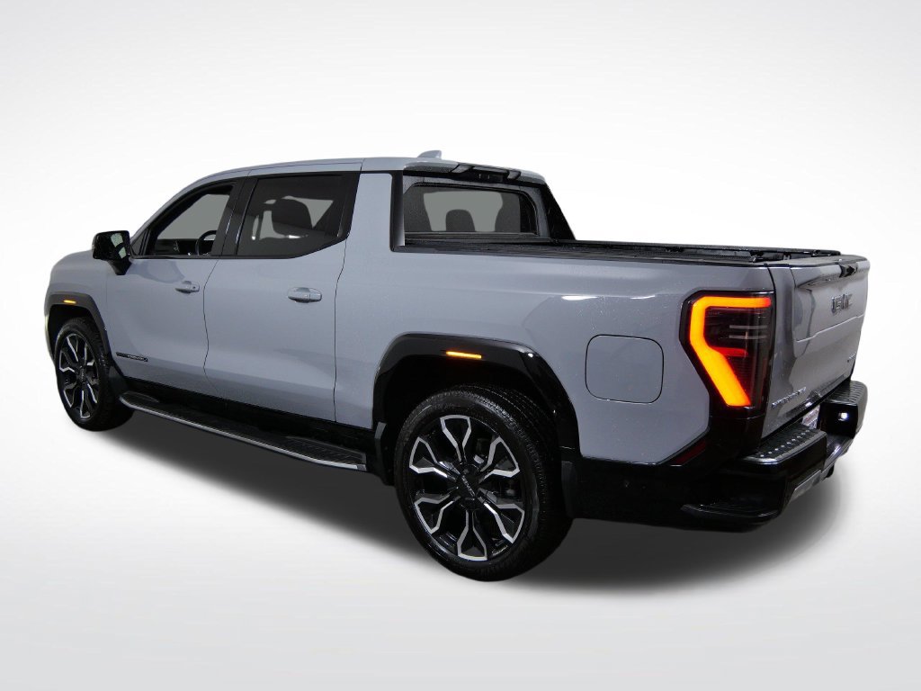 Used 2024 GMC Sierra EV Denali AWD/4WD image 4