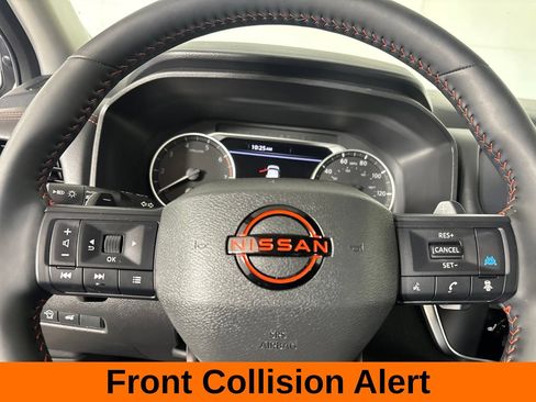 Used 2025 Nissan Rogue SV AWD/4WD image 13