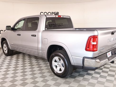 Used 2025 RAM 1500 Big Horn AWD/4WD image 21