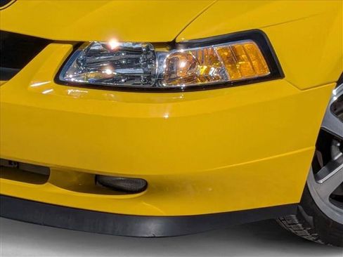 Used 2004 Ford Mustang Mach 1 image 3