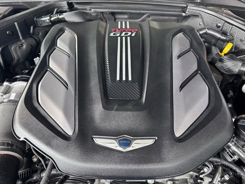 Used 2017 Genesis G90 3.3T Premium image 44