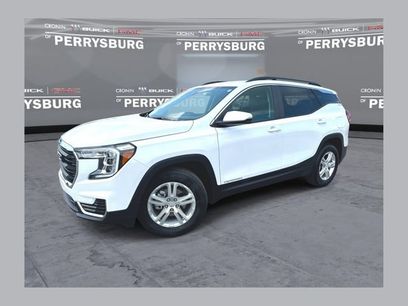 Used 2024 GMC Terrain SLE w/ Driver Convenience Package