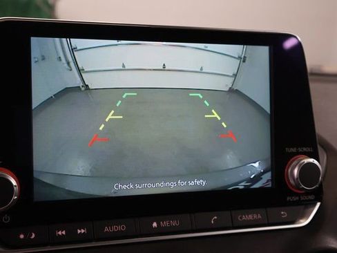 Used 2023 Nissan Sentra SV image 19