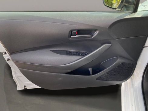 Used 2022 Toyota Corolla LE image 14