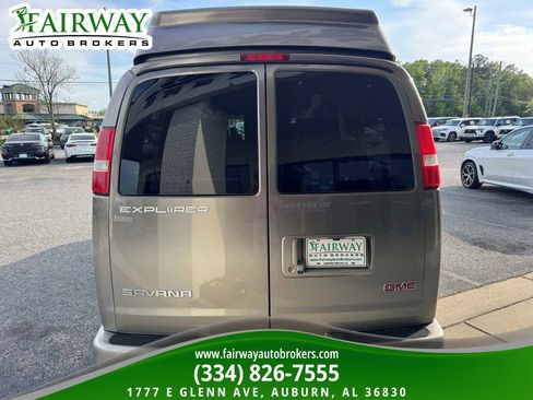 Used 2018 GMC Savana 2500 w/ Enhanced Convenience Package image 7