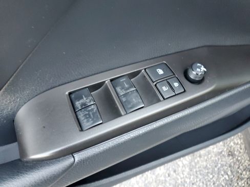 Used 2023 Toyota Camry SE image 15