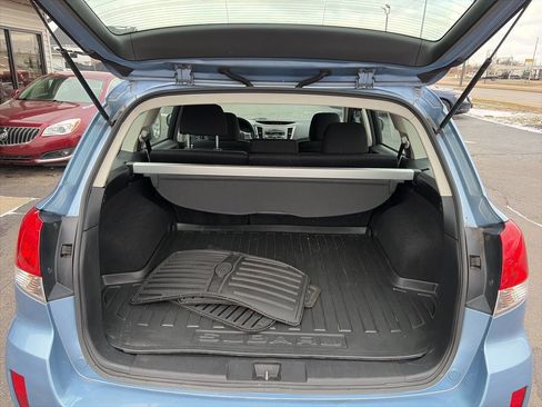 Used 2012 Subaru Outback 2.5i w/ Alloy Wheel Pkg image 12