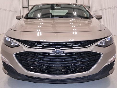 Used 2022 Chevrolet Malibu RS FWD image 5