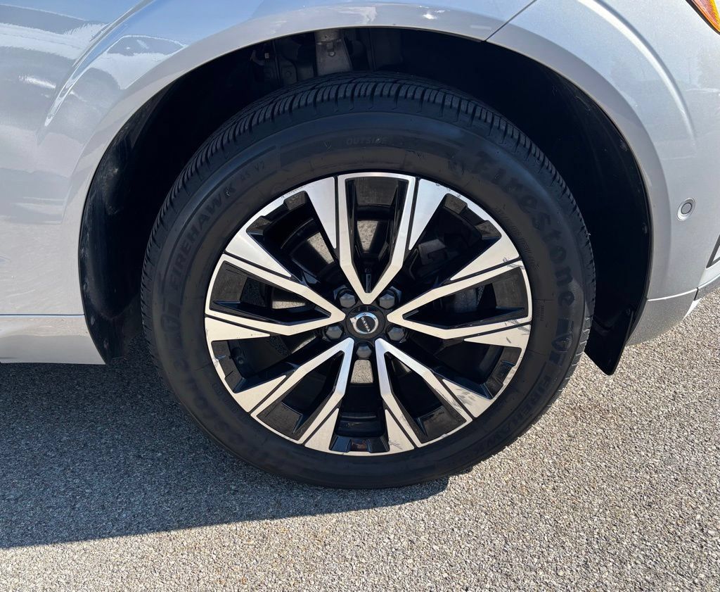 Certified 2023 Volvo XC60 B5 Plus w/ Climate Package AWD/4WD image 34