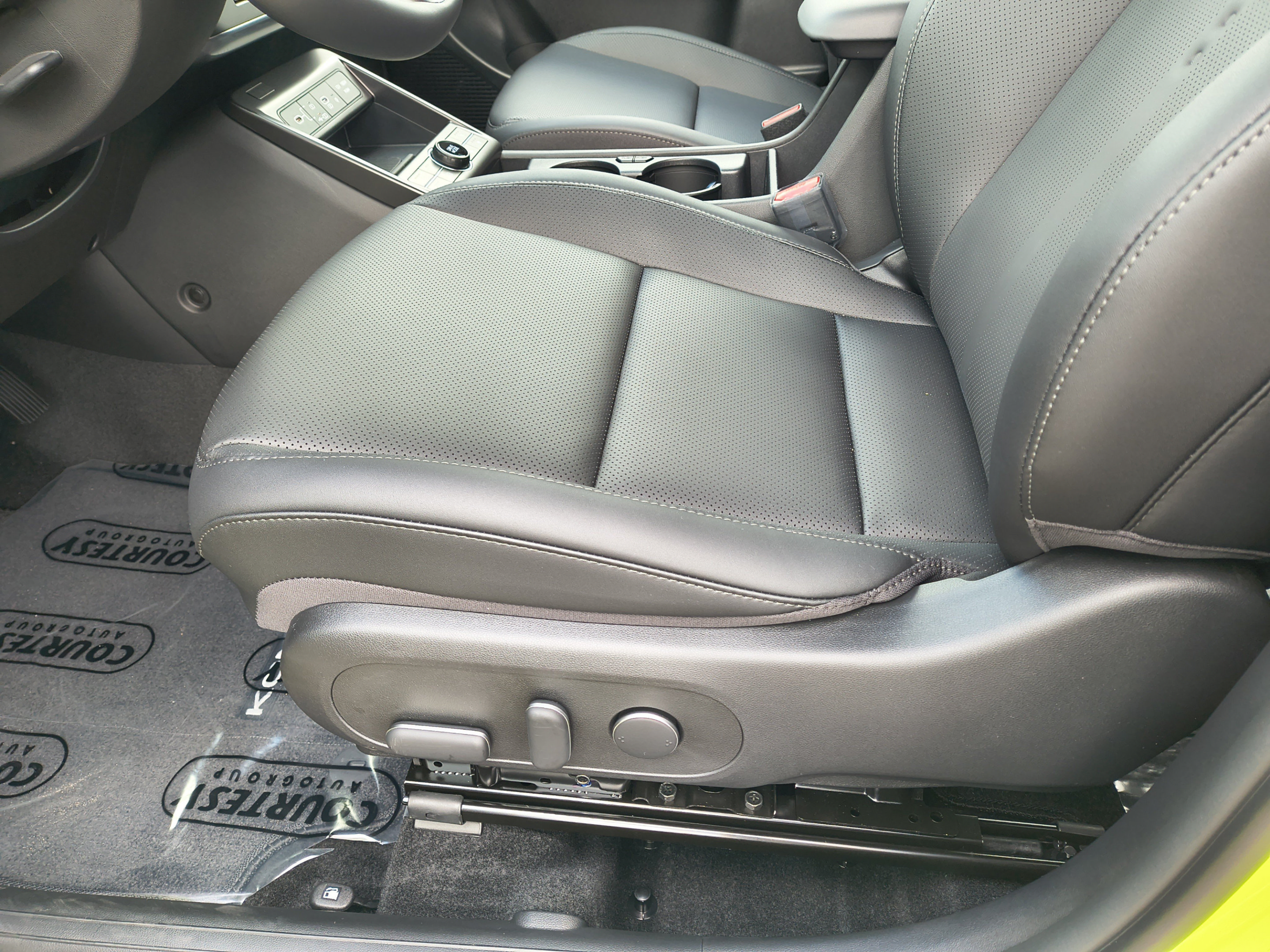 New 2026 Hyundai Kona Limited FWD image 20