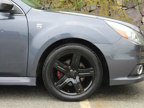 Used 2014 Subaru Legacy 2.5i Premium w/ Moonroof Package AWD/4WD image 30