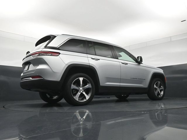 Used 2023 Jeep Grand Cherokee 4WD 4xe image 24